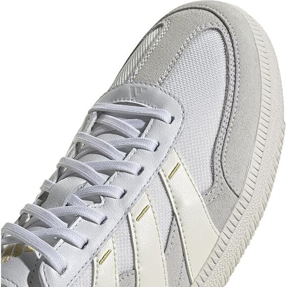NWT Adidas Unisex Predator Freestyle Indoor Sneaker,White/Off White/Gold-10 Men - Picture 4 of 7
